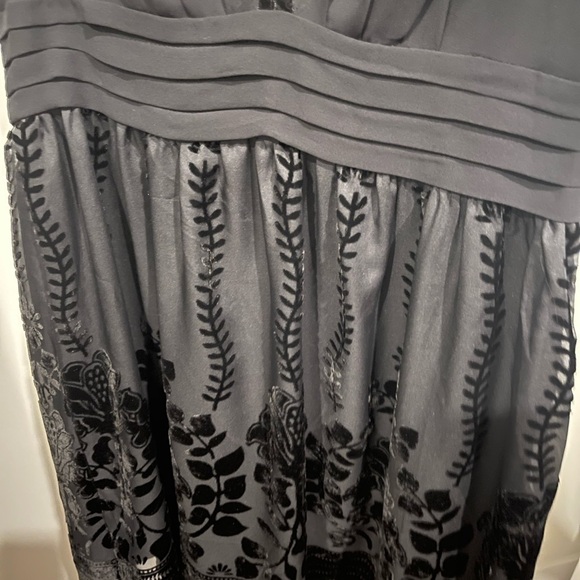 H&M LBD​ - Picture 3 of 6